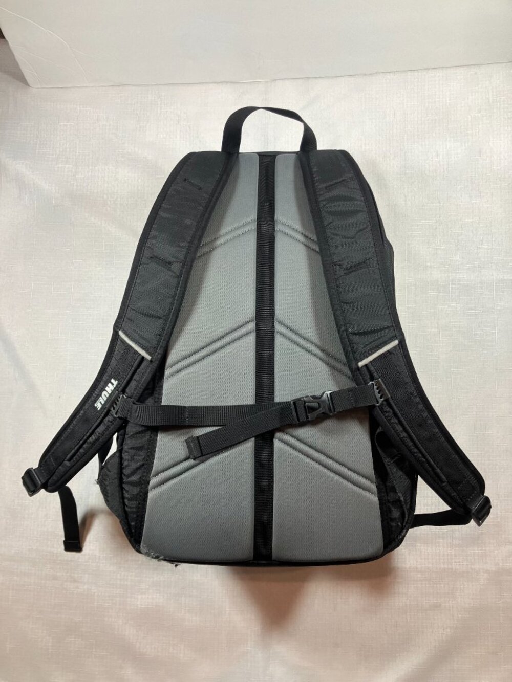 Thule Sweden Crossover Backpack, Black With Teal GUC - Picture 3 of 11
